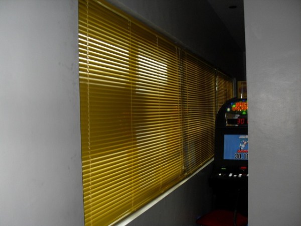 Sun Yellow Color of Mini Blinds
