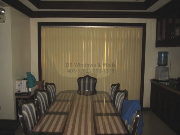 taking-care-of-vertical-blinds