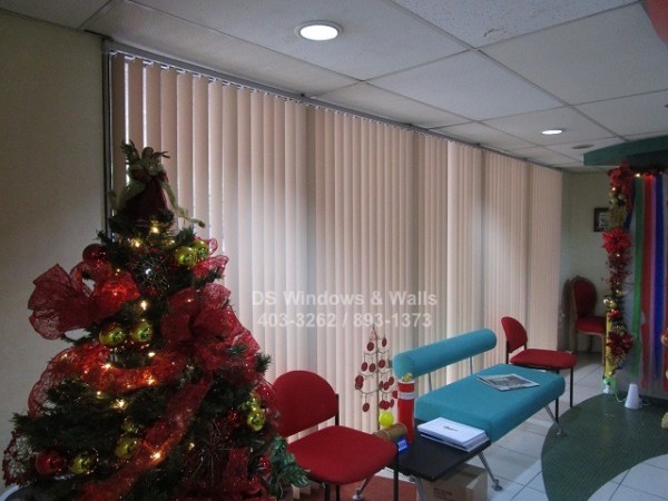 Holiday season vertical blinds