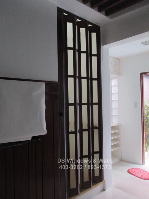 French door for tight spaces